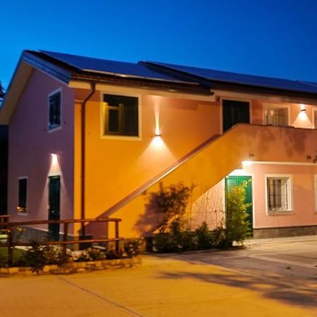 Agriturismo Ca' du Nibile di Bove Gabriele Carbuta Esterno foto